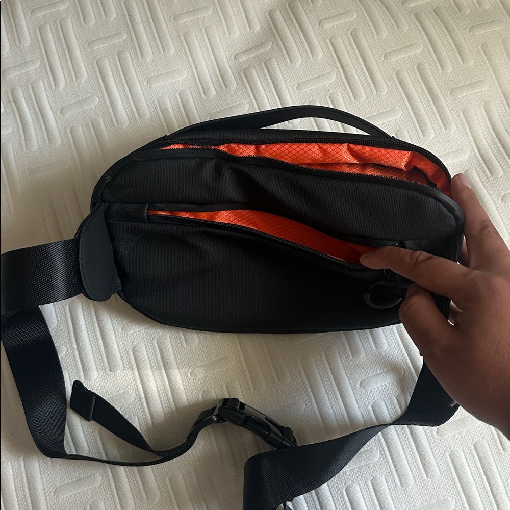 Fanny Pack - Picture 5 of 6